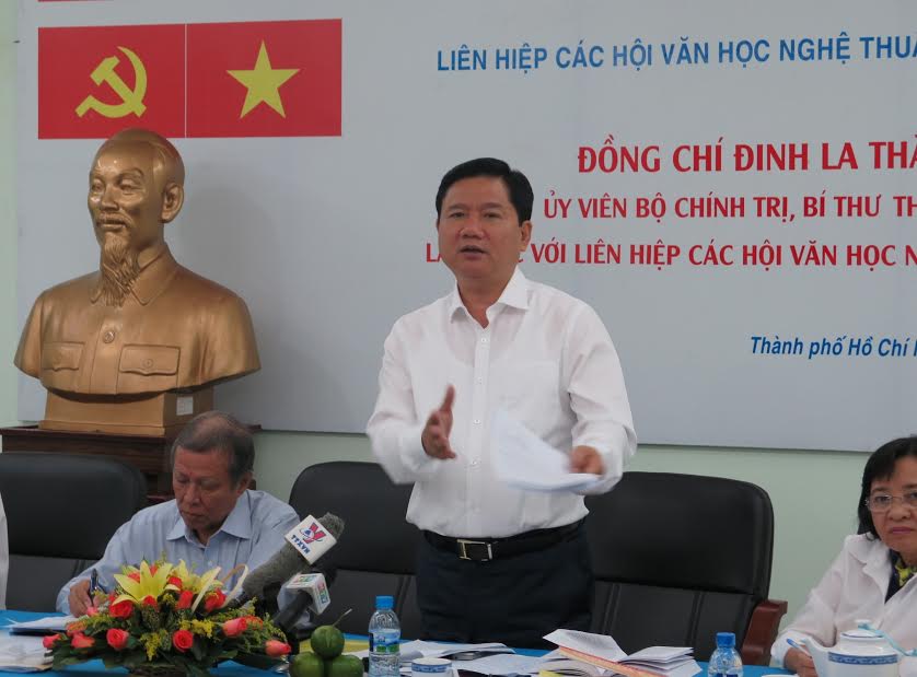 Lãnh đạo Sở Văn hóa Thể thao TP.HCM nhận khuyết điểm vụ 'thánh đường' cải lương 3 Lãnh đạo Sở Văn hóa Thể thao TP.HCM nhận khuyết điểm vụ thánh đường cải lương - ảnh 2
